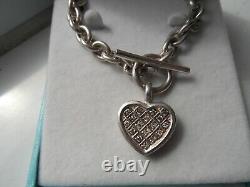 884e Vintage Ladies Sterling Silver Curb T-bar With Heart Pendant 18 Inches