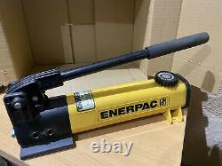Enerpac P141 Hydraulic Hand Pump 10000 PSI / 700 Bar Light Weight