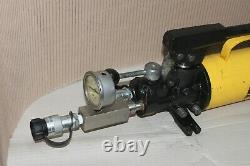 Enerpac Ultima P84 Hydraulic Hand Pump Double Acting 10000 PSI / 700 Bar