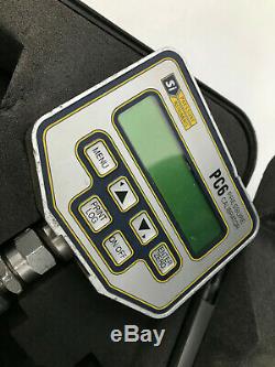 SI TP1-40 Hand Held Test Pump Pressure Calibrator 40 Bar 600 PSI, PC6 Calibrator