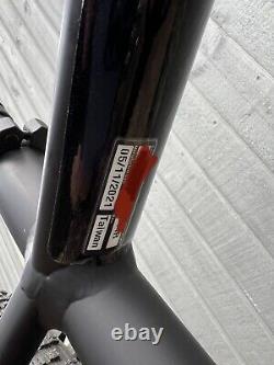 Specialized Fuse 27.5 Medium 2021 Hardtail Mountain Bike, Black, Used Once