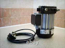 Thomas VTE 3 Rotary vane oil less 150 m/bar vacuum pump